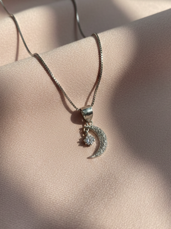 925 Sterling Silver Crescent Moon & Star Pendant Necklace