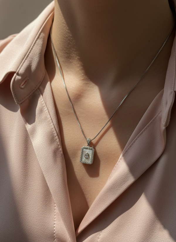 925 Sterling Silver Rectangular Mother of Pearl Pendant Necklace (Pear Stone)