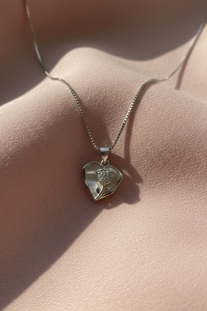 925 Sterling Silver Mother of Pearl Heart & Rose Necklace (Box Chain)