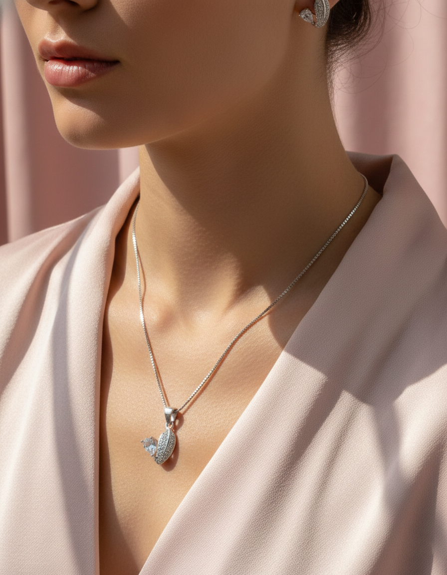 925 Sterling Silver Pear Cut Solitaire Pendant Set (With Chain)