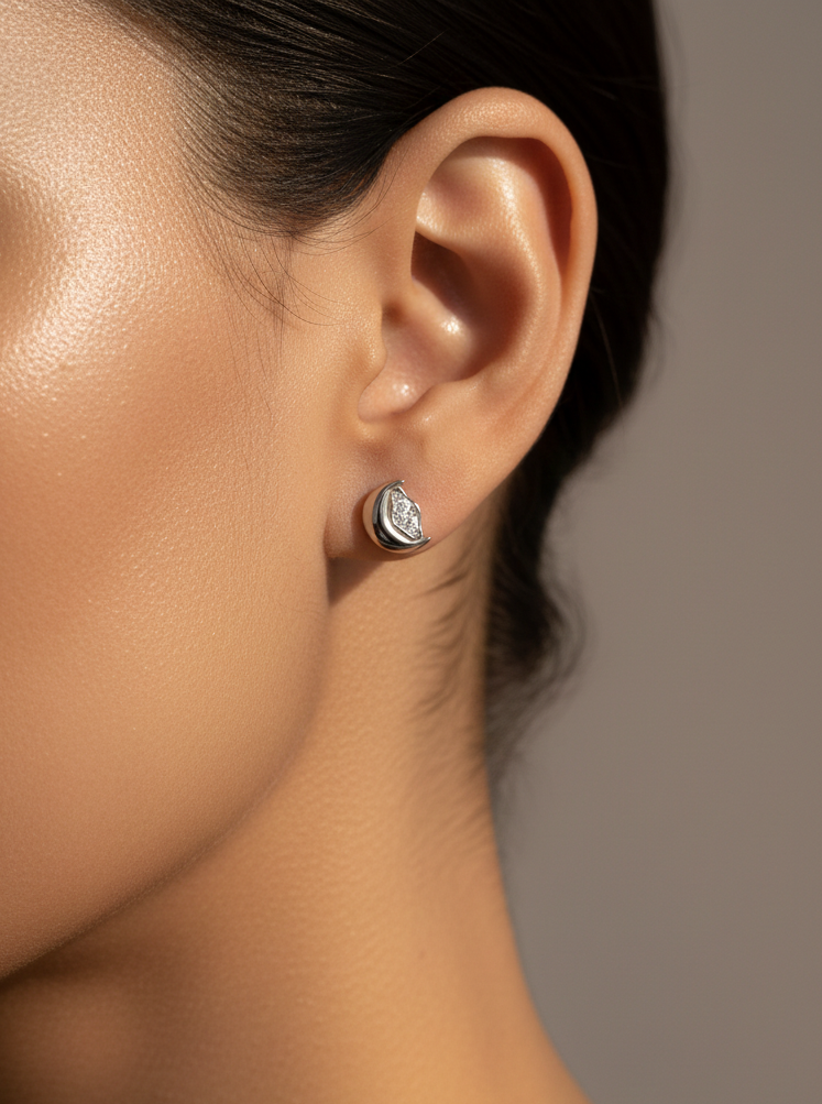 925 Sterling Silver Crescent Moon Stud Earrings