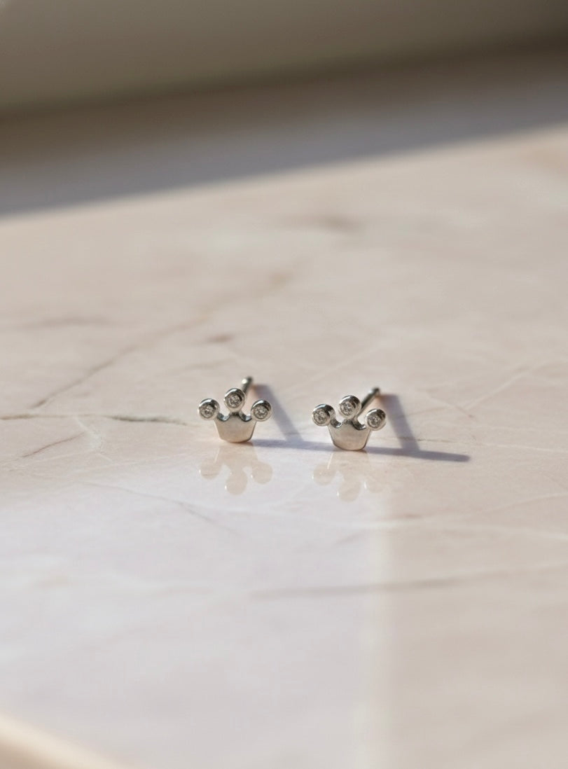 Royal Tiara 925 Sterling Silver Stud Earrings