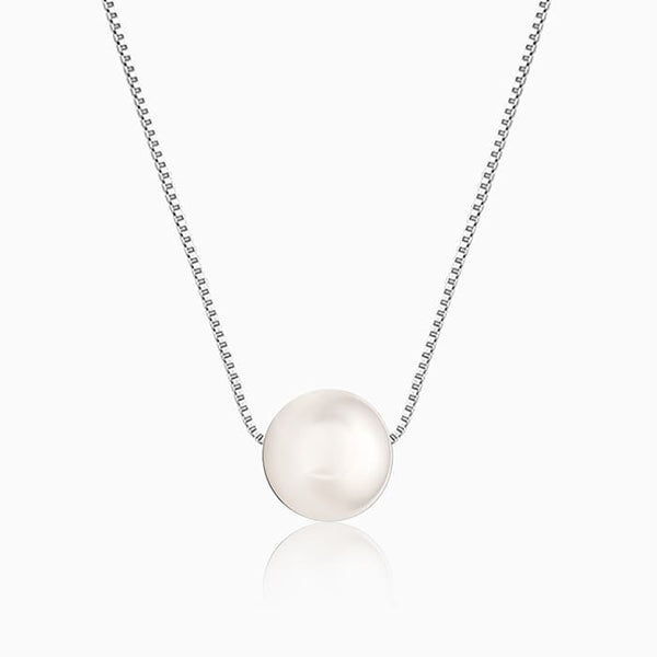 The Classic Pearl Pendant