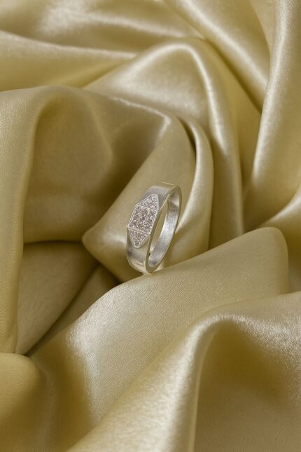 Frost Hex Silver Ring